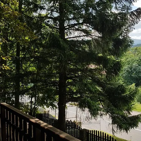 Na Skalnej Lodge *